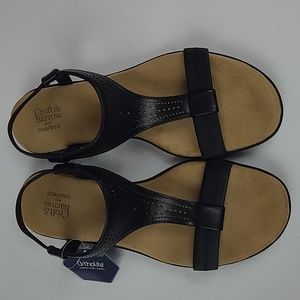 Sandals Croft & Barrow NWT